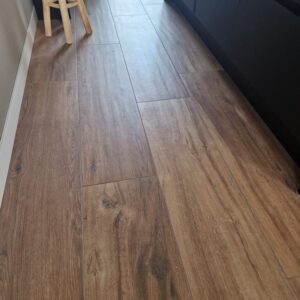 Sichenia SILVIS tegel 30X120 cm Bruin mat